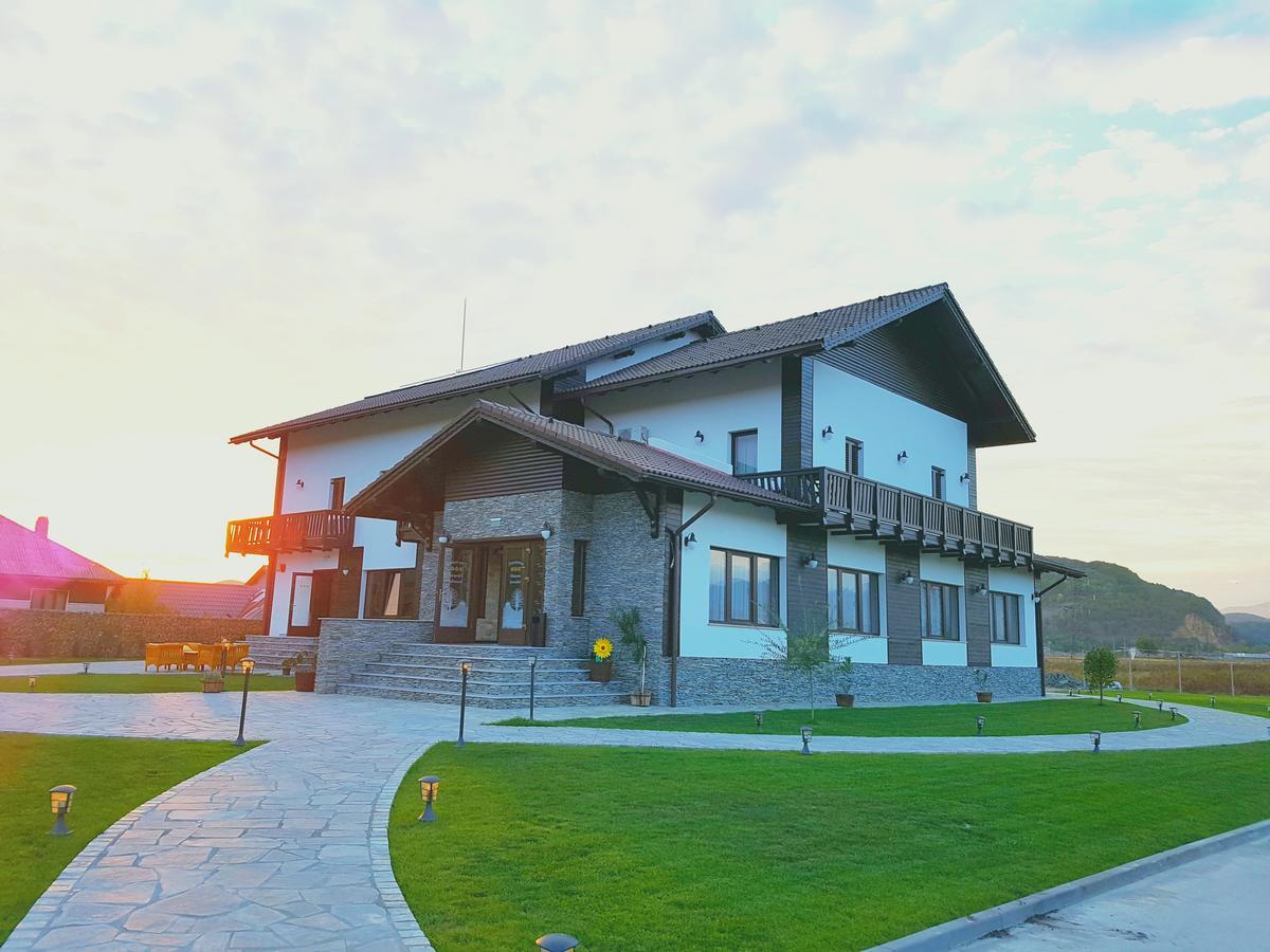 Pensiunea Campia Soarelui Apa Neagra Exterior photo